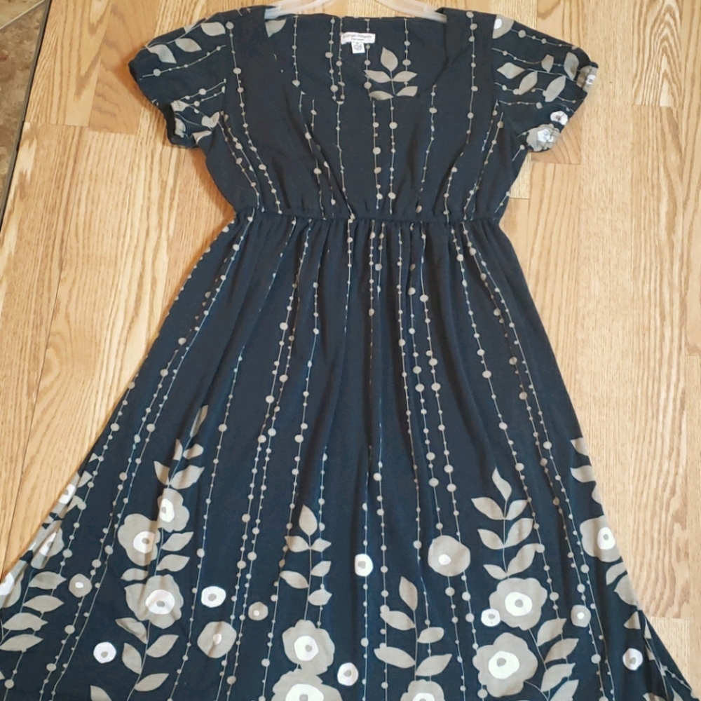 Forest green maternity dress